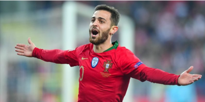 Football player Bernardo Silva