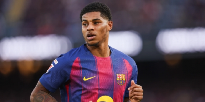 Rashford chấp nhận giảm lương sốc vì muốn ở lại Barca