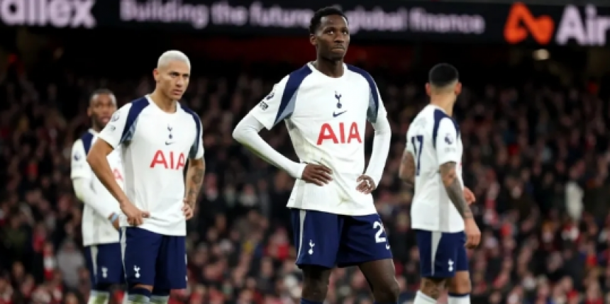 Tottenham có thể xuống hạng Ngoại hạng Anh thật hay không?