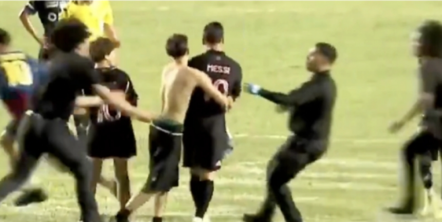 Messi bị an ninh quật ngã sau chiến thắng Inter Miami